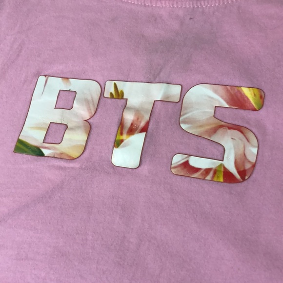 BTS crop top - Picture 4 of 5